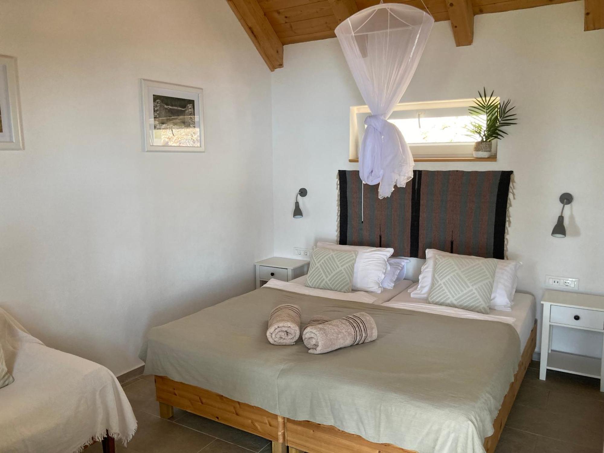 Sea View Eco House With Private Pool, 250m To - Falcon View Hvar * Zavala