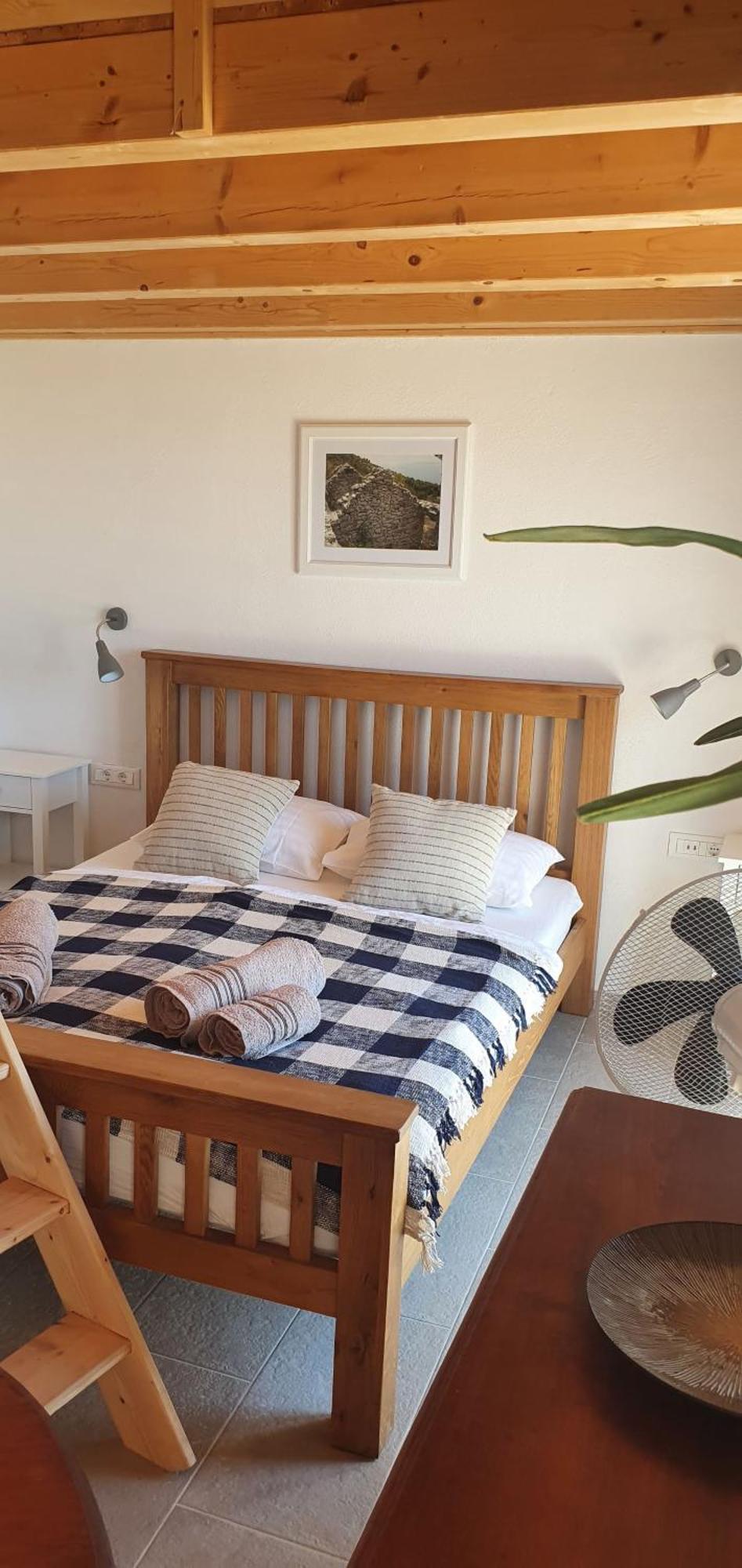 Vila Sea View Eco House With Private Pool, 250m To - Falcon View Hvar