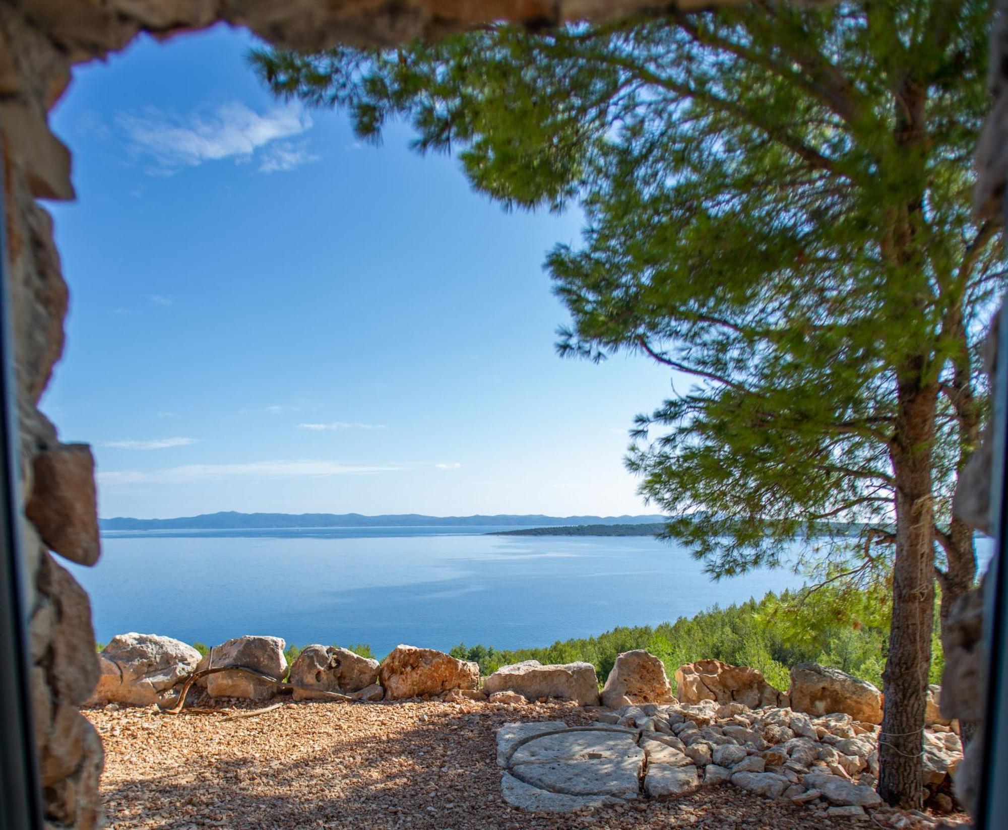 Vila Sea View Eco House With Private Pool, 250m To - Falcon View Hvar *