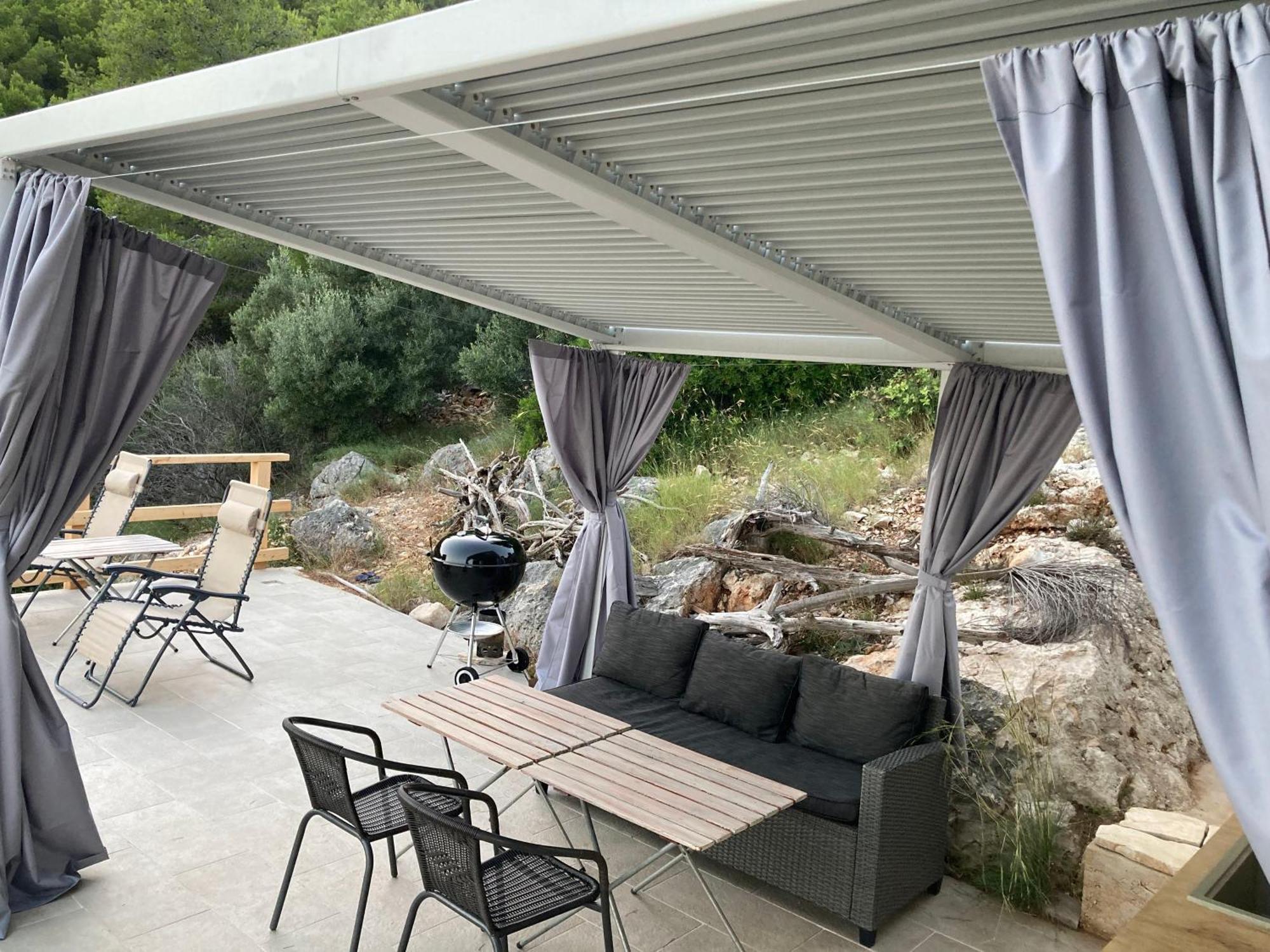 Vila Sea View Eco House With Private Pool, 250m To - Falcon View Hvar Zavala
